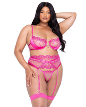 Load image into Gallery viewer, Bubblegum Heart 3-Piece Garter Short Set
